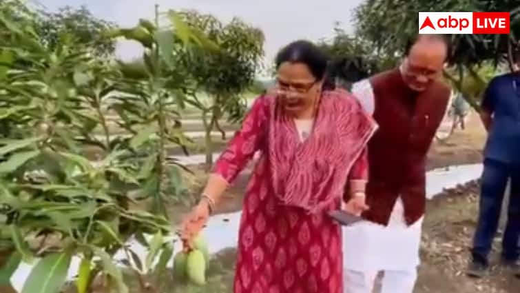ओ कार्तिक के पापा… शिवराज सिंह चौहान की पत्नी ने लगाई आवाज तो दौड़े-दौड़े आए केंद्रीय मंत्री