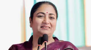 ਖੁਦ 'ਤੇ ਹੋਏ ਹਮਲੇ ਤੋਂ ਬਾਅਦ ਦਿੱਲੀ ਦੀ ਮੁੱਖ ਮੰਤਰੀ ਨੇ ਦਿੱਤਾ ਪਹਿਲਾ ਬਿਆਨ, ਜਾਣੋ ਕੀ ਕਿਹਾ