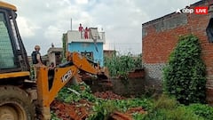 नोएडा प्राधिकरण टीम का बड़ा एक्शन, अवैध कब्जे से मुक्त कराई 25 हजार वर्ग मीटर जमीन