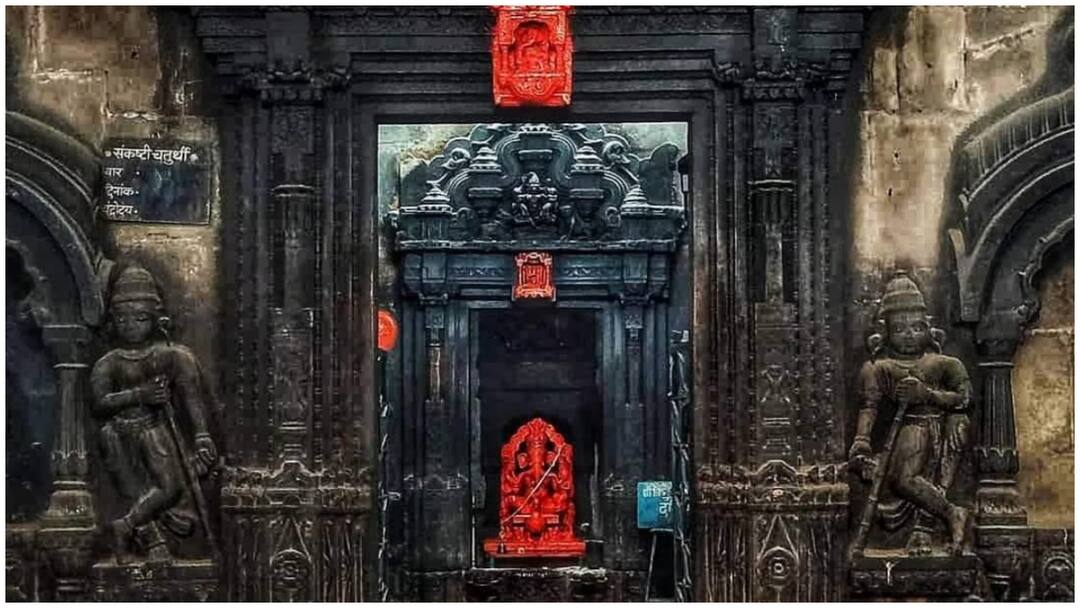 Vinayaka Chavithi 2025 Special : మూడు తొండాలు ఉన్న ఏకైక వినాయకుడి ఆలయం.. ఇండియాలో ఎక్కడుందో తెలుసా? Vinayaka Chavithi 2025 Special Trishund Mayureshwar Ganesh Temple Significance and more Vinayaka Chavithi 2025 Special : మూడు తొండాలు ఉన్న ఏకైక వినాయకుడి ఆలయం.. ఇండియాలో ఎక్కడుందో తెలుసా?