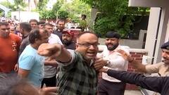 Murder in School: અમદાવાદમાં સ્કૂલમાં વિદ્યાર્થીએ વિદ્યાર્થીની કરી હત્યા, આક્રોશિત વાલીઓની સ્કૂલમાં તોડફોડ