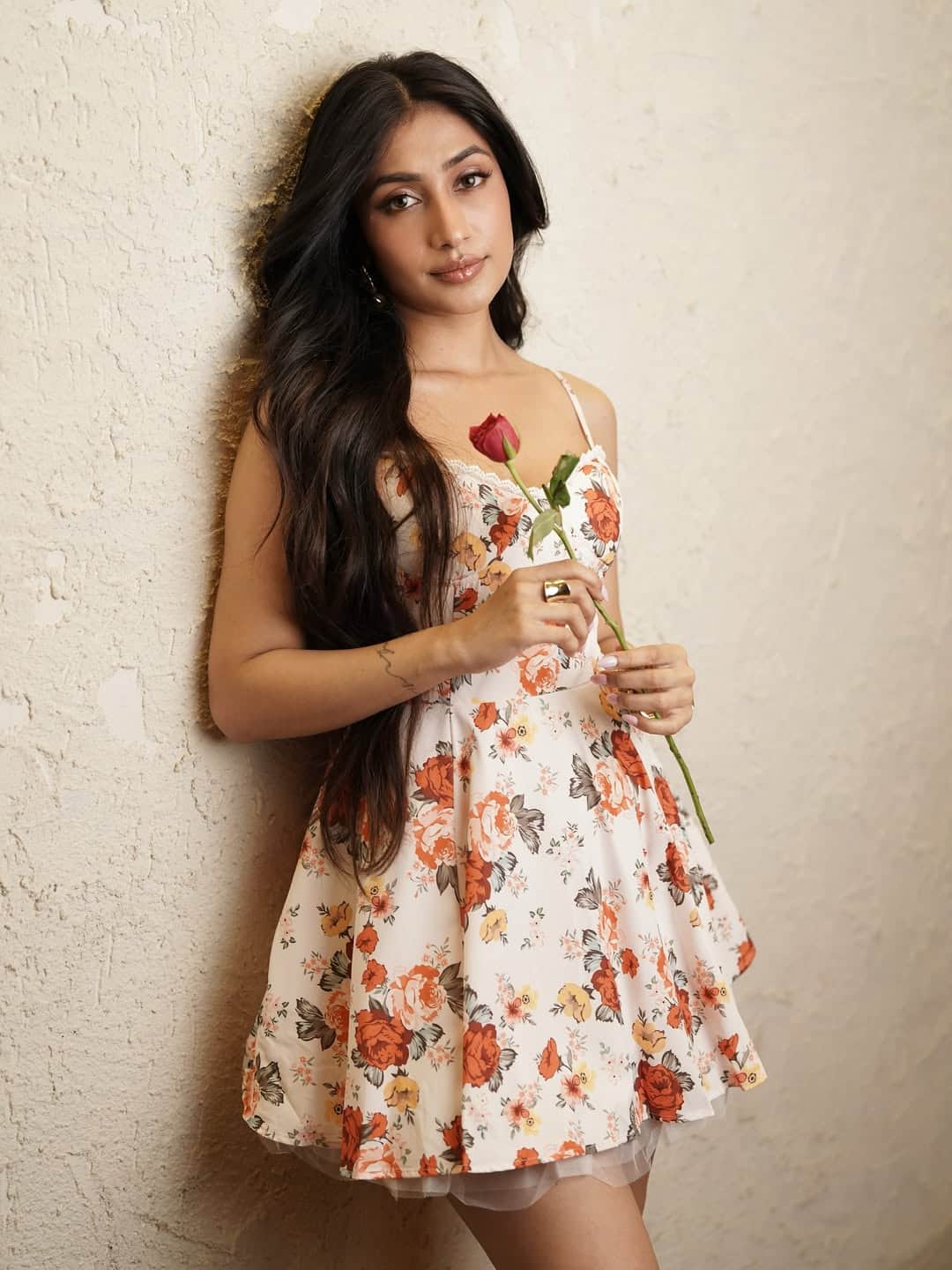 Indian cricketer Yuzvendra Chahal's ex -wife Dhanashree Verma is in a lot of discussion about her personal life these days. After the divorce with Chahal, his name is often seen in the headlines.