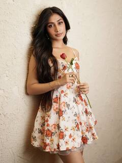 बॉलीवुड हसीनाओं से कम नहीं चहल की एक्स वाइफ धनश्री, 10 इन तस्वीरों में साफ झलकता है ग्लैमर