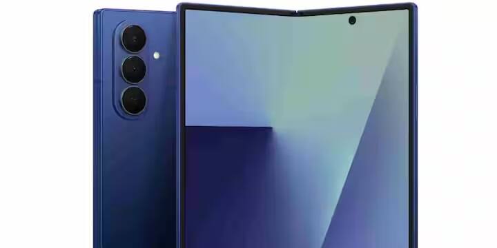 ગૂગલના આ પગલાથી સેમસંગ ગેલેક્સી ઝેડ ફોલ્ડ 7 અને વિવો એક્સ ફોલ્ડ 5 જેવા ફોલ્ડેબલ્સને સીધી સ્પર્ધા મળશે. હવે જોવાનું એ છે કે પિક્સેલ 10 પ્રો ફોલ્ડ ભારતીય અને વૈશ્વિક બજારમાં કેટલી મજબૂત છાપ છોડી શકે છે. તેની શરૂઆતની કિંમત ₹1,74,999 રાખવામાં આવી છે, જે 12GB RAM અને 256GB સ્ટોરેજ વેરિઅન્ટ માટે છે. તે જ સમયે, 12GB RAM + 512GB સ્ટોરેજ મોડેલની કિંમત ₹1,86,999 નક્કી કરવામાં આવી છે અને ટોચના વેરિઅન્ટ 16GB RAM + 1TB સ્ટોરેજ ₹2,16,999 નક્કી કરવામાં આવી છે. લોન્ચ કલર વિકલ્પોમાં બ્લુ શેડો, સિલ્વર શેડો અને જેટ બ્લેકનો સમાવેશ થાય છે, જ્યારે સેમસંગની વેબસાઇટ પર ઓનલાઈન-એક્સક્લુઝિવ મિન્ટ કલર પણ ઉપલબ્ધ છે.