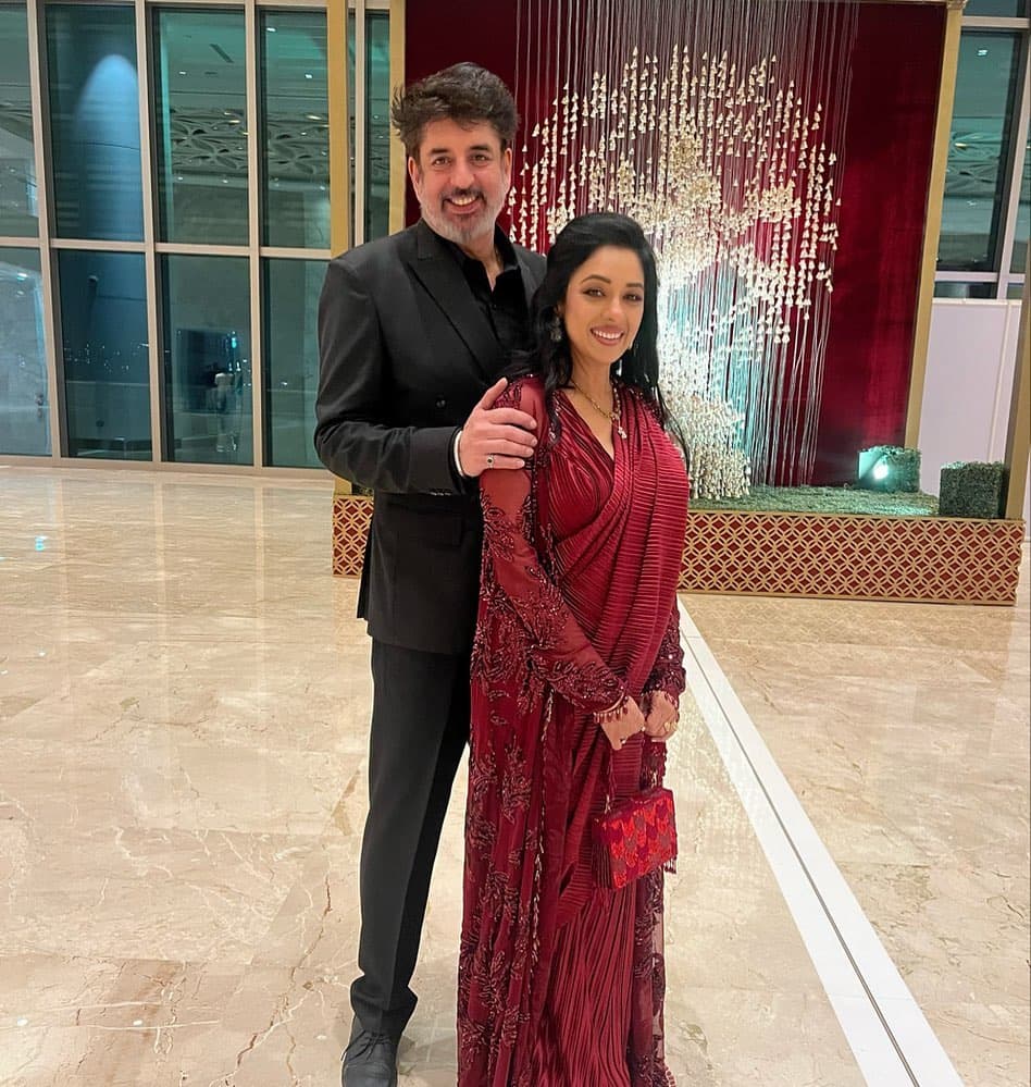 Rupali Ganguly worked in many serials along with films in his career. Then after a long break, he returned to TV and got a lot of popularity through Anupama.