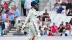 এক বছর পর ফিরেই এশিয়া কাপে দলের সহ-অধিনায়ক, বিস্ময়, সমালোচনার মাঝেও গিলের পাশেই গাওস্কর