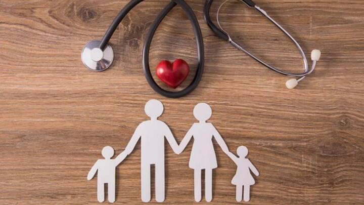 बहुत से लोग आर्थिक रूप से हेल्थ इंश्योरेंस लेने में सक्षम नहीं होते है. ऐसे लोगों को भारत सरकार सहायता देती है साल 2018 में सरकार ने इसके लिए प्रधानमंत्री आयुष्मान भारत योजना शुरू की थी. जिसके तहत लोगों को 5 लख रुपये तक का फ्री इलाज मिलता है.