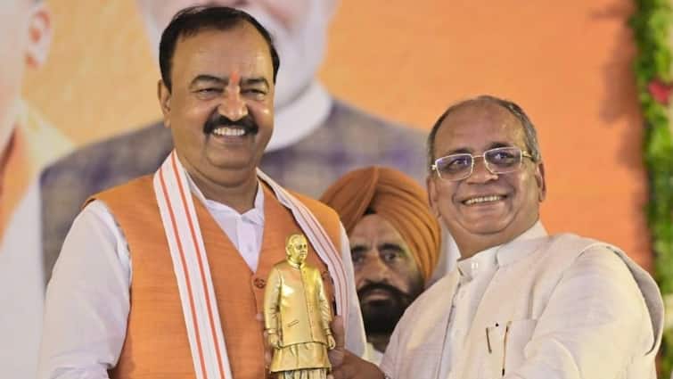 'अलीगढ़ का नाम हरिगढ़ करने में अब देरी नहीं', सपा पर भी गरजे डिप्टी CM केशव प्रसाद मौर्य