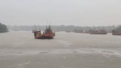 Weather Updates: দফায় দফায় বৃষ্টিতে জলমগ্ন কলকাতা, বিরাট যানজট! রাস্তায় আটকে যাত্রী দুর্ভোগ চরমে