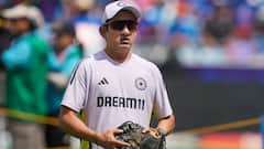 Gautam Gambhir: வீரர்களை வெட்டி விளையாடும் கம்பீர்.. அணியில் யாருக்கு சலுகை தெரியுமா? விடாத சர்ச்சைகள்