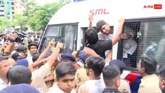 अहमदाबाद में स्टूडेंट की हत्या के बाद NSUI समेत छात्रों का प्रदर्शन हुआ उग्र, देखें वीडियो