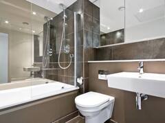 Bathroom Vastu Tips: બાથરૂમ સંબંધિત ભૂલો લાવી શકે છે ઘરમાં નકારાત્મકતા ! જાણો 7 સરળ વાસ્તુ ઉપાય
