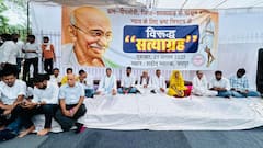 जयपुर: झालावाड़ हादसे के पीड़ितों को लेकर मीणा समाज का धरना, नरेश मीणा के रिहाई की मांग