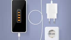 Mobile Phone Charger: সস্তার চার্জারে বড় বিপদ ! ফোনের আসল চার্জার দিয়েই কেন সবসময় চার্জ দেওয়া উচিত ?