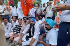 ਰੂਪਨਗਰ ਵਿੱਚ ਭਾਜਪਾ ਤੇ ਪੁਲਿਸ ਵਿਚਾਲੇ ਝੜਪ, ਜ਼ਿਲ੍ਹਾ ਪ੍ਰਧਾਨ ਸਮੇਤ ਹਿਰਾਸਤ ਵਿੱਚ ਲਏ ਕਈ ਵਰਕਰ, ਕੈਂਪ ਬੰਦ ਕਰਵਾਉਣ ਨੂੰ ਲੈ ਕੇ ਹੋਇਆ ਹੰਗਾਮਾ