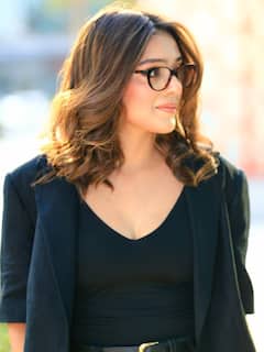 'आता कोणी माझ्याशी उद्धटपणे वागलं तर घरातून उचलून नेईल..', केंद्रीय मंत्र्यासोबतचा फोटो शेअर करत आर जे महावशची पोस्ट