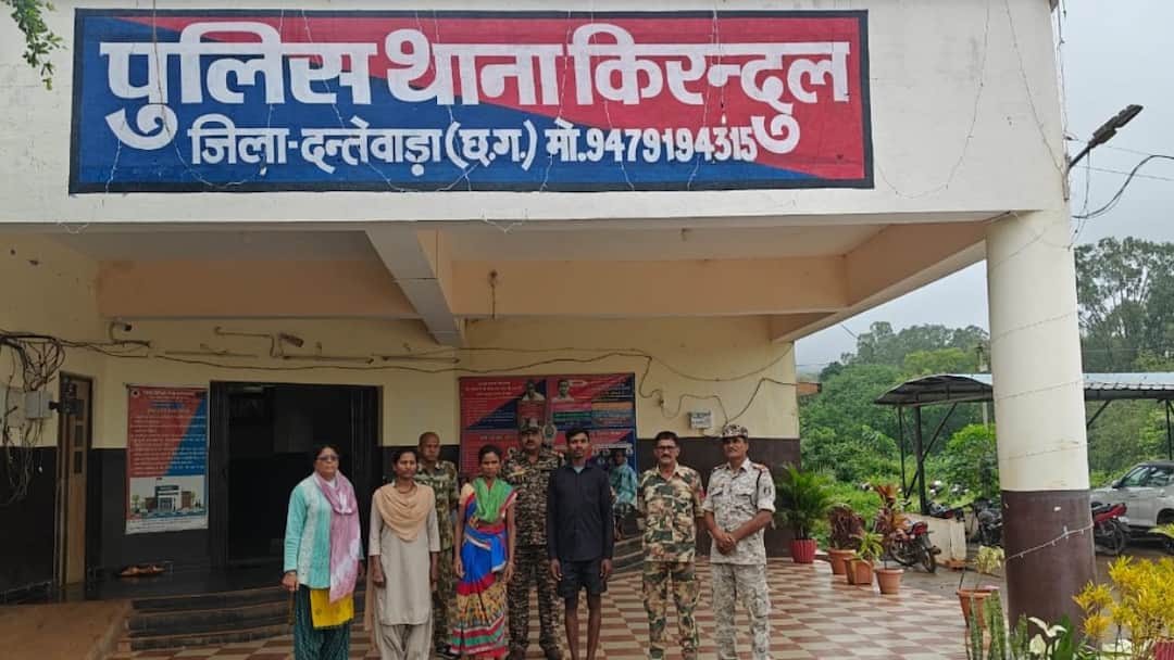 Chhattisgarh Dantewada husband wife assault woman murder attempt over land dispute arrested ann छत्तीसगढ़ में जमीन के लिए महिला पर क्रूर हमला, बेहरमी से पीटा, प्राइवेट पार्ट में डाला टूथपेस्ट