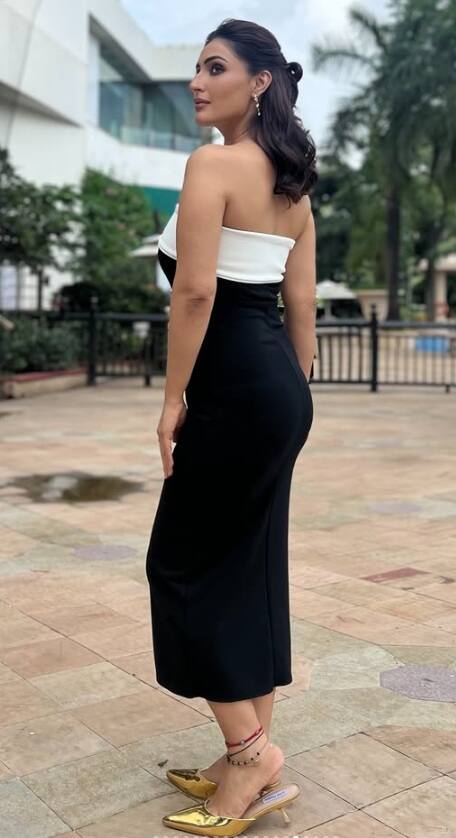 શિવાંગી વર્માની વન પીસ ડ્રેસમાં મનમોહક અદાઓ