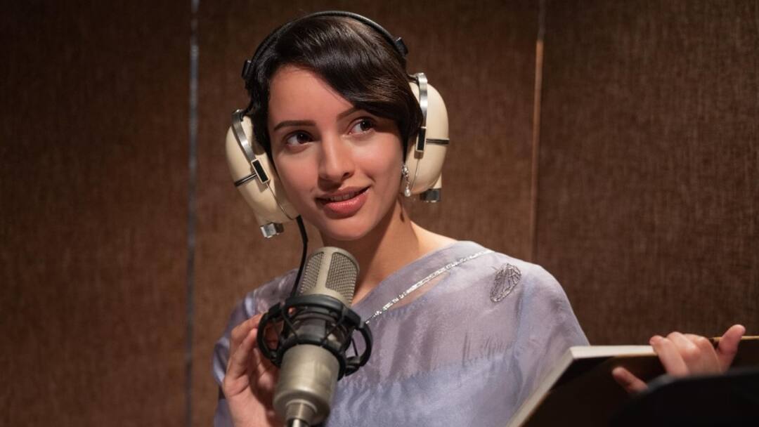 meena-kumari-biopic-kriti-kiara-triptii Triptii Dimri Wants To Play Meena Kumari In A Biopic, Fans Look To Karan Johar