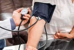 ਸਿਰਦਰਦ ਨੂੰ ਭੁੱਲ ਕੇ ਵੀ ਨਾ ਕਰੋ ਨਜ਼ਰਅੰਦਾਜ਼, ਇਨ੍ਹਾਂ 5 ਗੰਭੀਰ ਬਿਮਾਰੀਆਂ ਦਾ ਹੋ ਸਕਦਾ ਸੰਕੇਤ