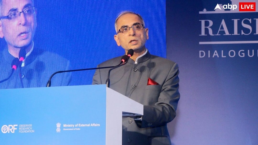 Indian Ambassador Vinay Mohan Kwatra discussed mutually beneficial trade relations and energy security with US Senators ट्रंप की टैरिफ धमकियों के बीच भारतीय राजदूत ने की अमेरिकी सांसदों के साथ मीटिंग, जानें क्या हुई चर्चा