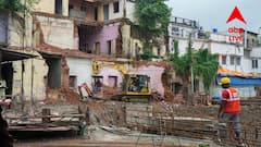 কবে ফিরবেন বাড়ি? মেট্রোর উদ্বোধনের দিনই বউবাজারে প্রতিবাদ কর্মসূচি ঘরছাড়াদের