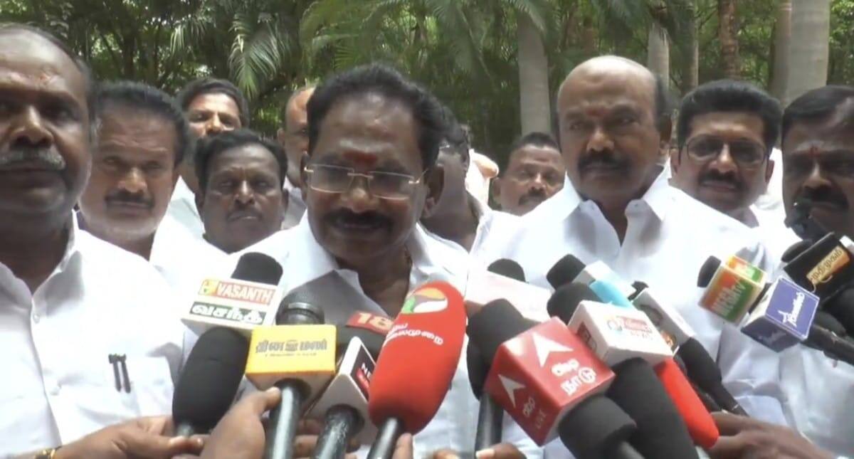 பாஸ்ட் புட் போல முதலமைச்சராக நினைக்கிறார் விஜய் - செல்லூர் ராஜூ காட்டம்