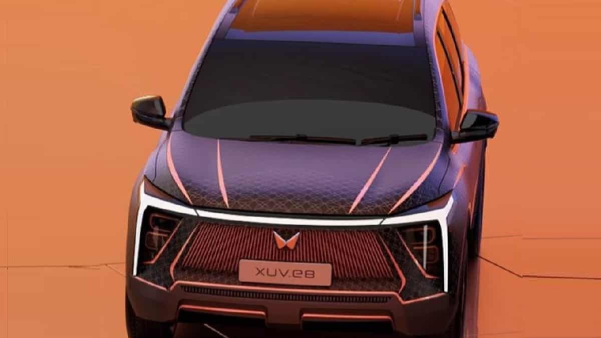 Mahindra XUV700 Facelift Spy Shot Indicates A Launch Is Happening Soon