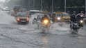 Chennai Rains: சென்னையில் இடி, மின்னலுடன் பேய் மழை.. 30 மாவட்டங்களில் சம்பவம் இருக்கு - உங்க ஊரில் எப்படி?