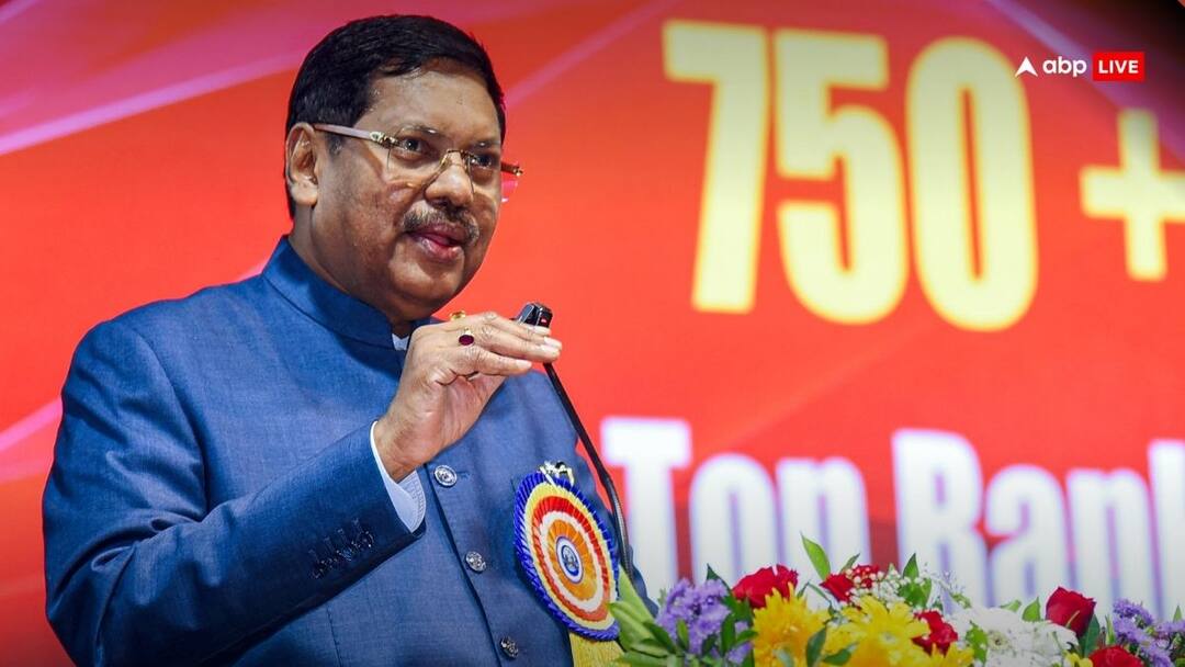 उम्मीद पोर्टल पर वक्फ संपत्तियों के रजिस्ट्रेशन का मामला पहुंचा सुप्रीम कोर्ट, CJI ने याचिकाकर्ता से कहा- अभी सुनवाई की जरूरत नहीं... Supreme Court refuses to hear plea filed against Waqf property registration on UMEED Portal उम्मीद पोर्टल पर वक्फ संपत्तियों के रजिस्ट्रेशन का मामला पहुंचा सुप्रीम कोर्ट, CJI ने याचिकाकर्ता से कहा- अभी सुनवाई की जरूरत नहीं...