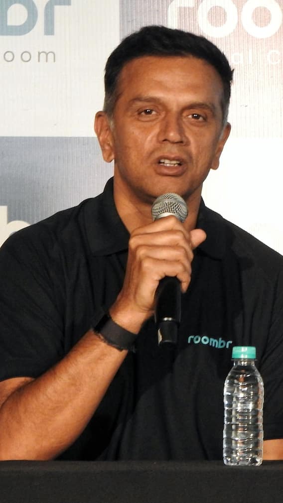 সৌরভ বা ধোনি নন, রাহুল দ্রাবিড়ের প্রিয় অধিনায়ক তাহলে কে?