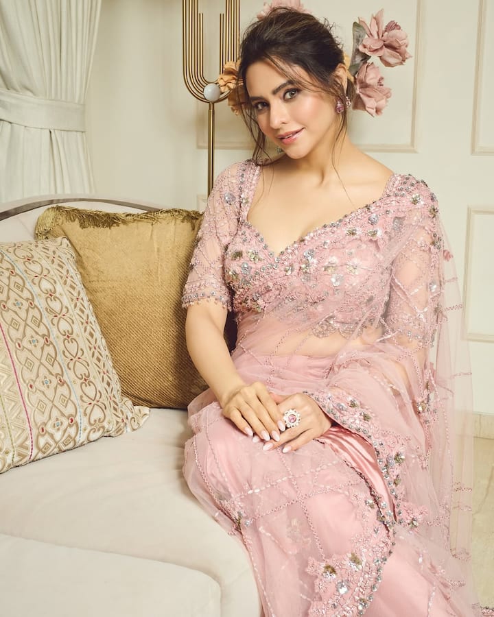 We are talking about Aamna Sharif, who got a lot of popularity by playing the role of Kashish in the serial. The actress's early life was full of struggle.