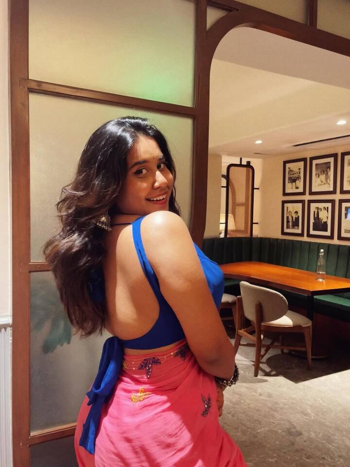 स्वानंदीने तिचा स्वतःचा ज्वेलरी ब्रँड सुरू करत व्यवसायाच्या जगात पाऊल टाकलं आहे. एका खास व्हिडिओद्वारे तिने चाहत्यांशी ही आनंदवार्ता शेअर केली.