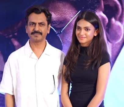 Nawazuddin Siddiqui married Alia Siddiqui. But now both have separated. This couple became the parents of a daughter and a son after marriage.