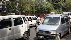 शोरूम से निकालने के बाद कितने साल चला पाएंगे कार? बदल गए हैं नियम