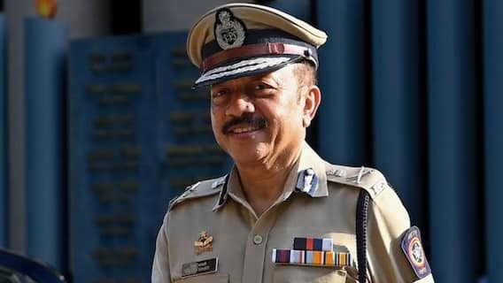 मुंबई पुलिस का ड्रग्स रैकेट पर बड़ा प्रहार, 5 हजार से ज्यादा लोगों पर शिंकजा, 700 करोड़ की नशीली सामग्री जब्त मुंबई पुलिस का ड्रग्स रैकेट पर बड़ा प्रहार, 5 हजार से ज्यादा लोगों पर शिंकजा, 700 करोड़ की नशीली सामग्री जब्त