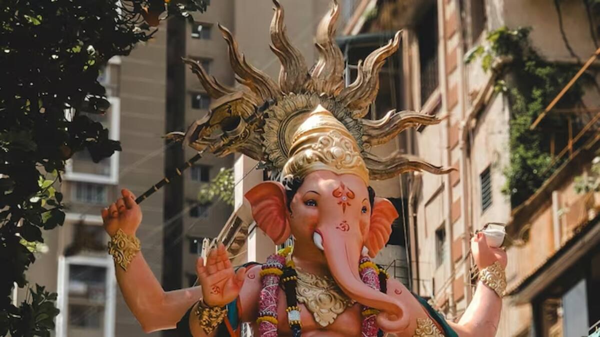 Vinayagar Chaturthi 2025: பக்தர்களே.. விநாயகர் சதுர்த்தியில் சாமி கும்பிட நல்ல நேரம் இதுதான் - நோட் பண்ணுங்க..