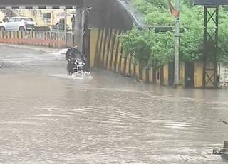 Rain Update:જૂનાગઢ જિલ્લામાં ધોધમાર, અનેક વિસ્તાર જળમગ્ન, હસનાપુર ડેમ ઓવરફ્લો