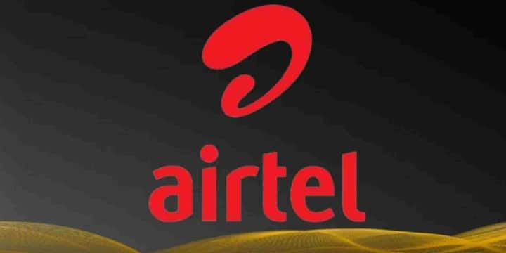 Airtel ने अपने करोड़ों यूजर्स के लिए 3599 रुपये की कीमत वाला एक साल का प्रीपेड प्लान पेश किया था जिसमें यूजर को पूरे 365 दिन की वैधता मिलती है. इस प्लान के तहत सभी नेटवर्क्स पर अनलिमिटेड वॉयस कॉलिंग का फायदा मिलता है. इसके साथ ही हर दिन 100 SMS फ्री दिए जाते हैं. इंटरनेट डेटा की बात करें तो इसमें रोजाना 2GB डेटा उपलब्ध कराया जा रहा है.