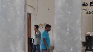 Siddipet News: యూరియా ఇవ్వలేదని రైతులు కన్నెర్ర.. ఇద్దరు అధికారులను ఆఫీసులో బంధించి తాళం