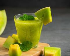 डेंगू पॉजिटिव होते ही खाना शुरू कर दें ये चीजें, नहीं घटेगी प्लेटलेट्स