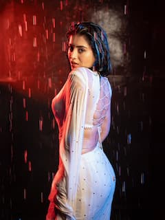 Rashi Singh: తడి చీరలో హీరోయిన్ రాశి సింగ్ అందాలు... శారీ ఫోటోషూట్ చూశారా?