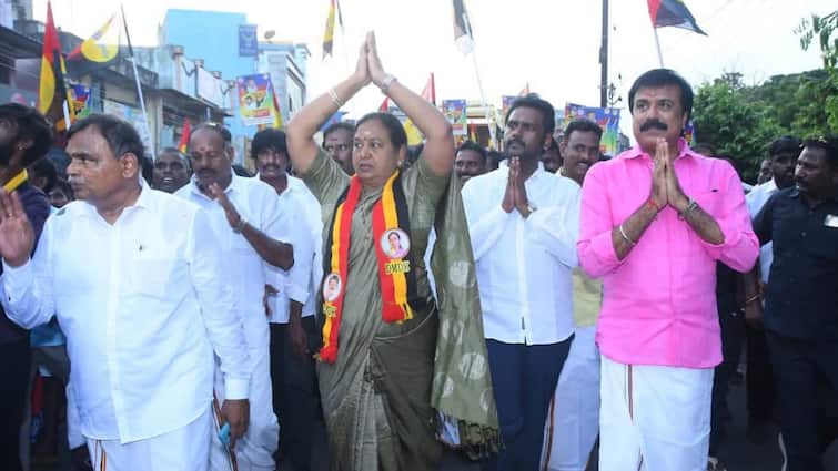 விஜயகாந்தை 'அண்ணன்' என விஜய் சொன்னது ஏன்? சீமான் சொன்னதை பிரேமலதா உறுதிப்படுத்திய பரபரப்பு!
