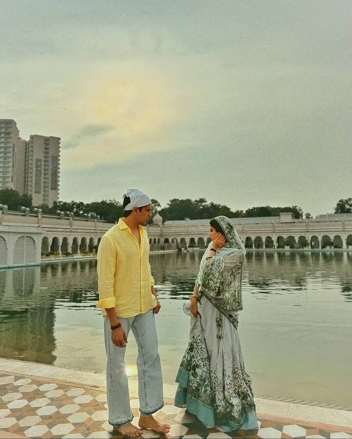 Maddock Films, the production house, described the trailer as: “Dilli ka munda Param is bringing full-on Punjabiyon ka swag aur siyappa to Sundari’s God’s Own Country! The biggest love story of the year — #ParamSundari.”