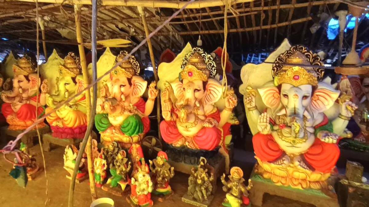 மயிலாடுதுறை மாவட்டத்தில் விநாயகர் சதுர்த்தி விழாவை முன்னிட்டு இவ்வளவு சிலைகளா  பிரதிஷ்டை..!