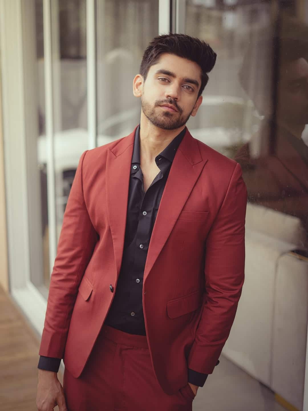 In Bigg Boss 18, Avinash Mishra's personal life made a lot of headlines. The show's contestant Kashish Kapoor accused him of flirting with the girls. There was a fierce debate between him and Salman Khan over these allegations of Kashish. At the same time, rumors of Avinash's affair with Isha Singh were also very much discussed.