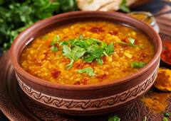 Health Tips: માત્ર બીમારીમાં જ નહીં, રોજ ખાઓ ખીચડી, શરીરને થશે અદ્ભુત ફાયદા