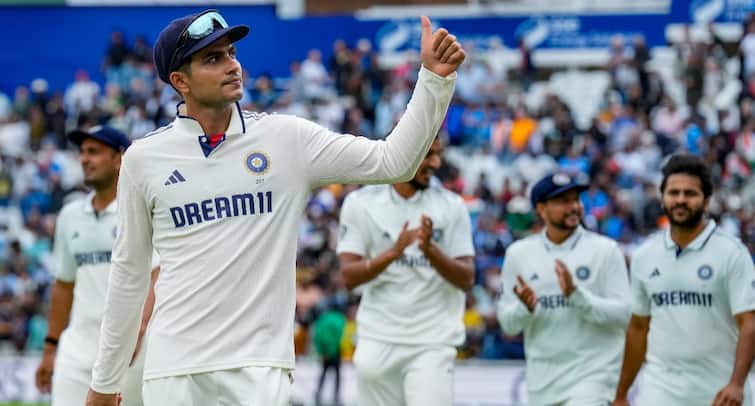 <div>Shubman Gill's Brand Value Surges 40%, Challenging 'King Kohli'</div>