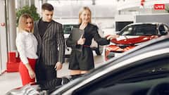 दीवाली से पहले गाड़ी खरीदें या रुकें? GST कटौती को लेकर ग्राहकों में है कन्फ्यूजन