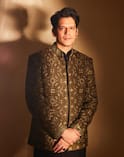 From Vicky Kaushal To Sidharth Malhotra: B-Town Men Serve Ganesh Chaturthi Ethnic Fashion Goals